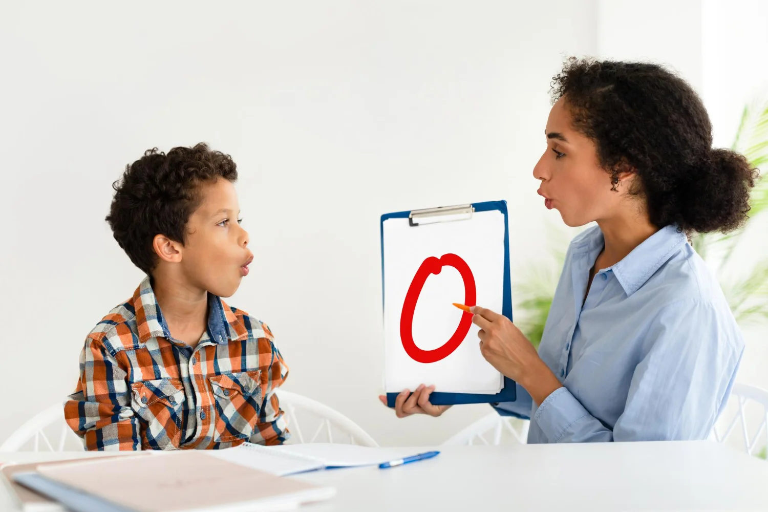 You are currently viewing Stammering in Children: Early Signs, Reasons, and Effective Solutions